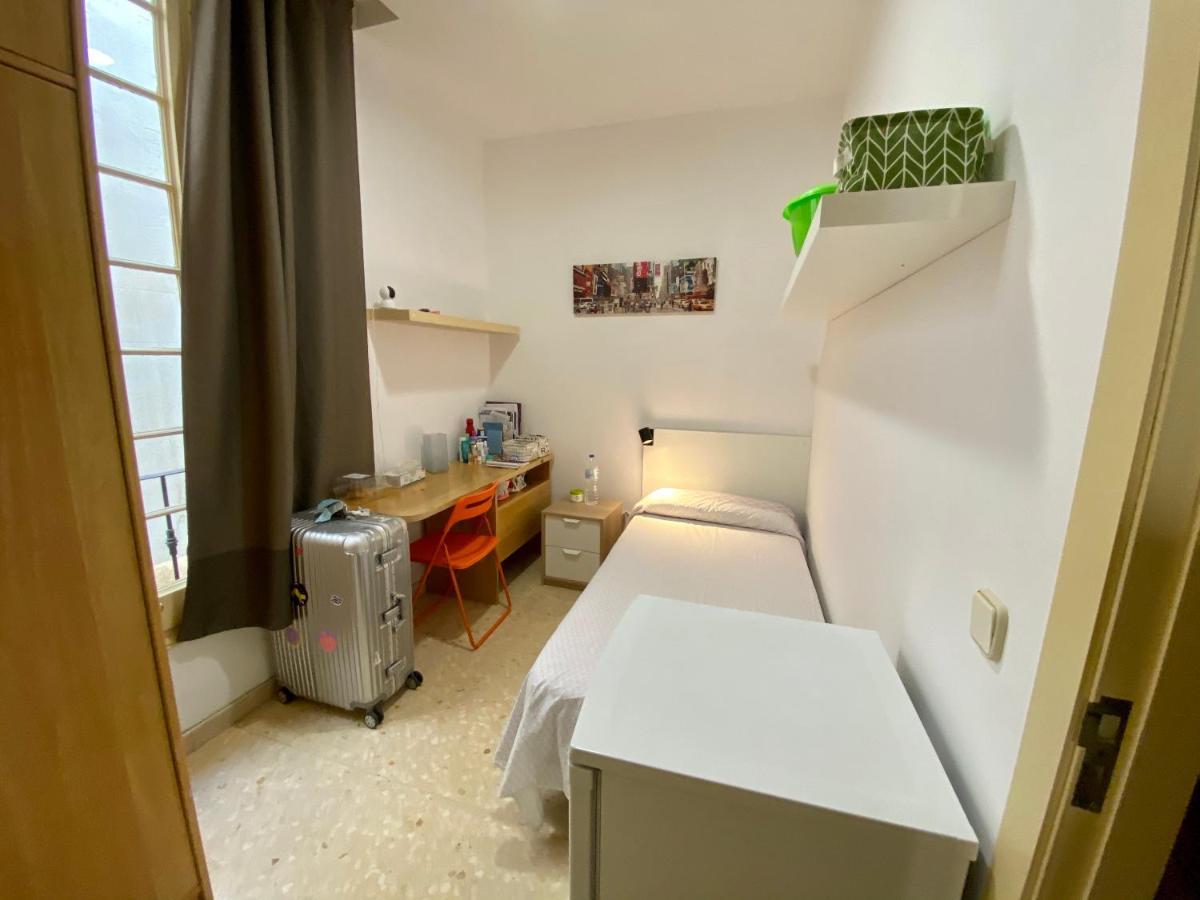 Barcelona Housing Recommend For Students Exterior photo
